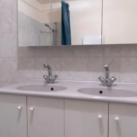 Apartment Spacious With Open View And Terrace *