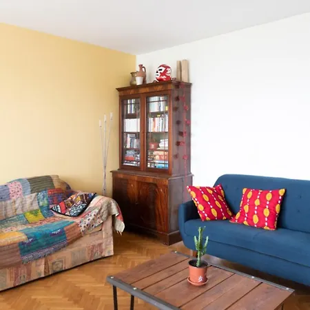 Spacious With Open View And Terrace Apartment Paris
